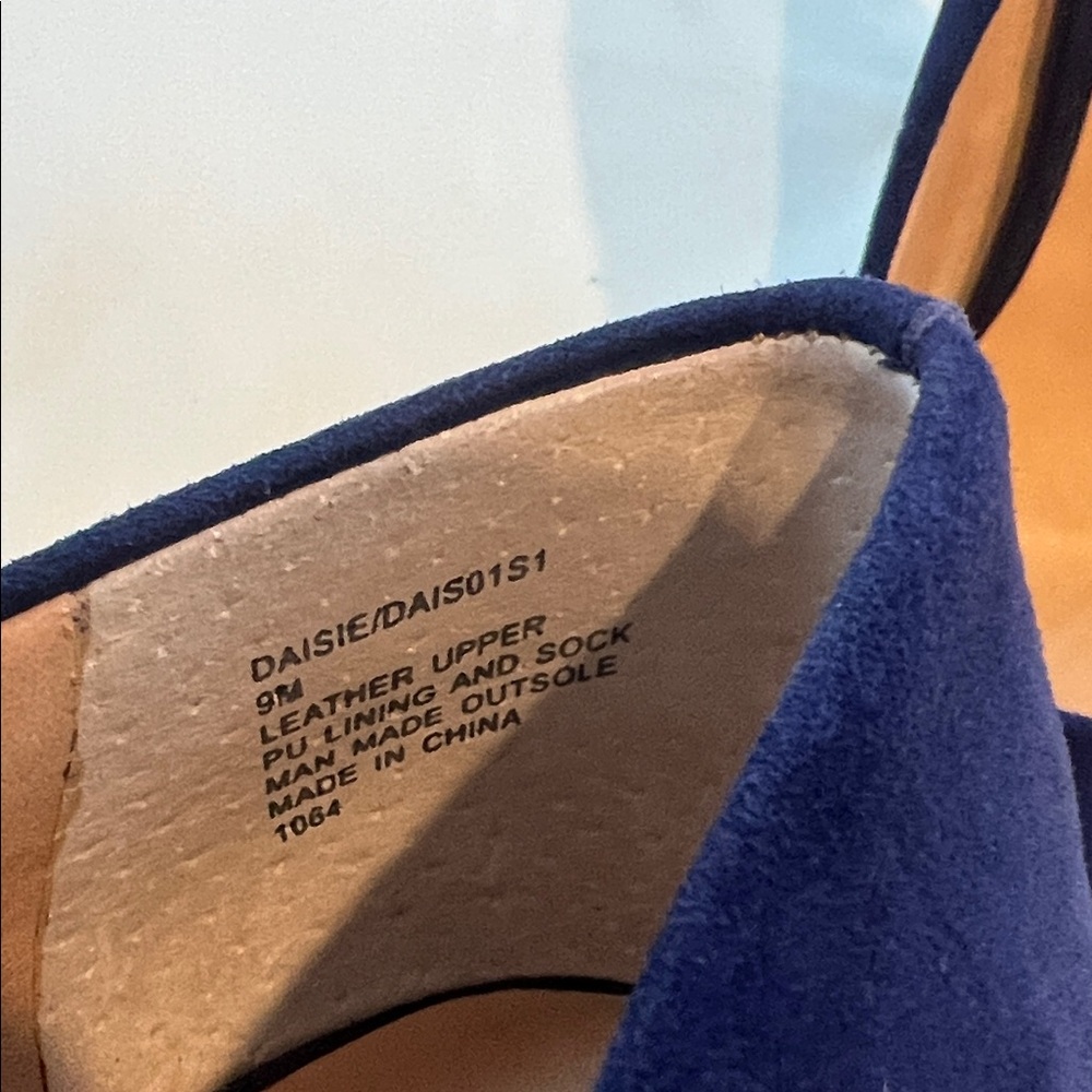 Steve Madden Blue Suede Daisie Heels - Picture 11 of 11